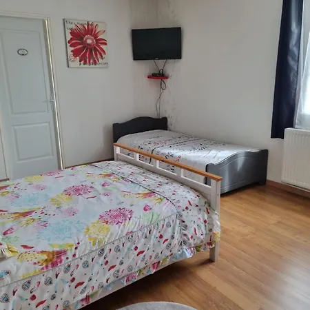 Le Logis Du Marais Alojamento de Acomodação e Pequeno-almoço Les Magnils-Reigniers